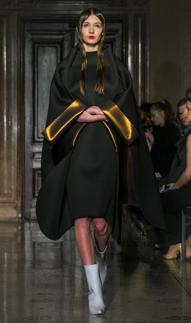 foto MBPFW, http://mbpfw.com/uploads/260/a8535335ede01f4e170a99a68c3f5041.jpg